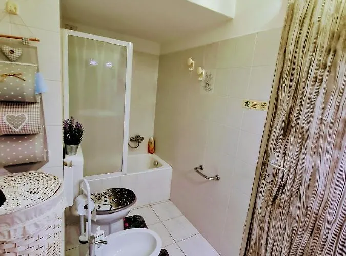 Shabby Chic Bed & Breakfast *